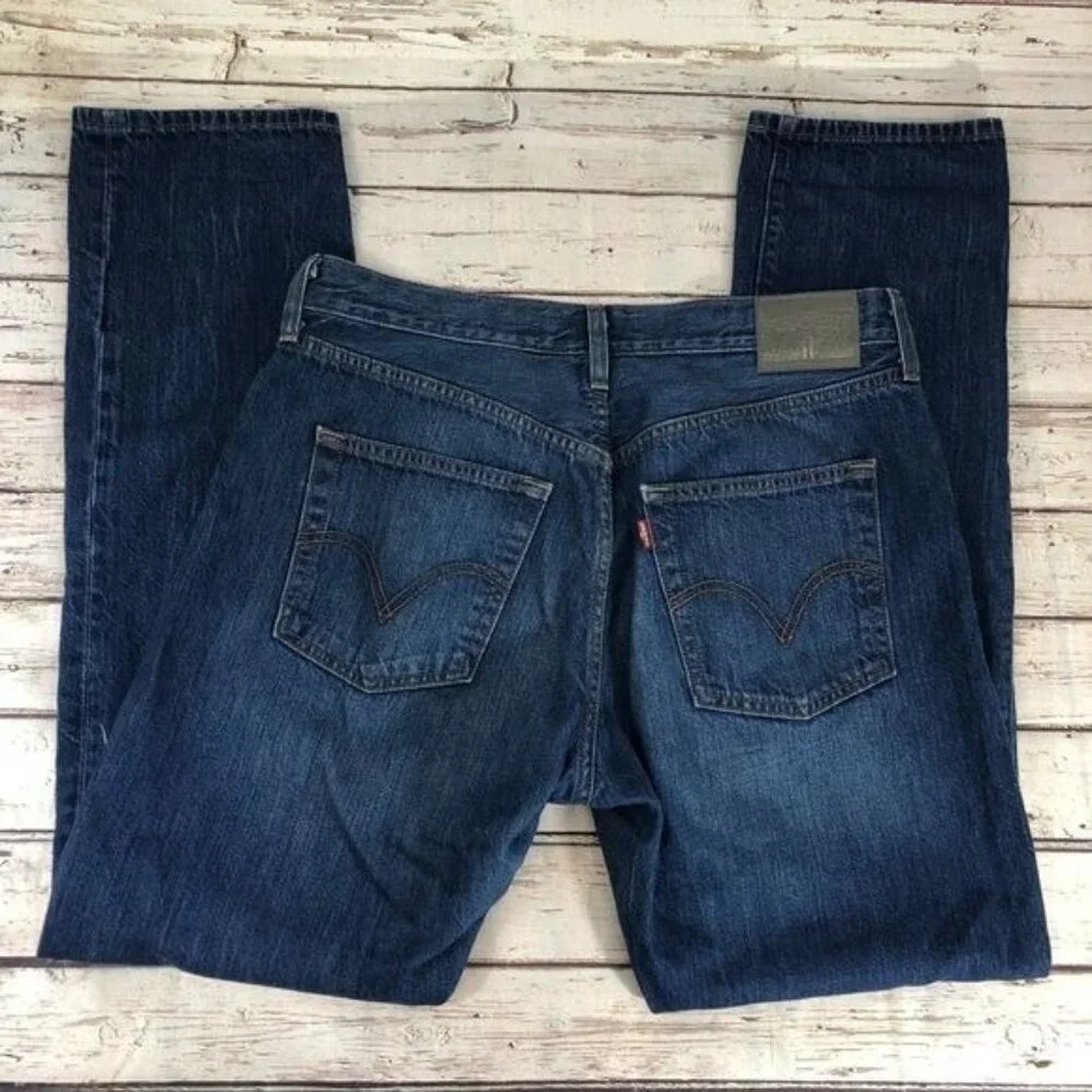 Levi‎ Strauss Destroyed Button Fly Straight Jeans Size 30